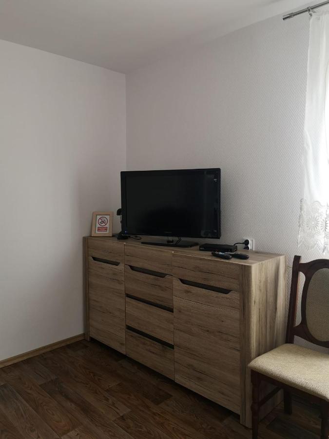Pokoj Przy Jeziorze Apartment Wizajny Екстериор снимка